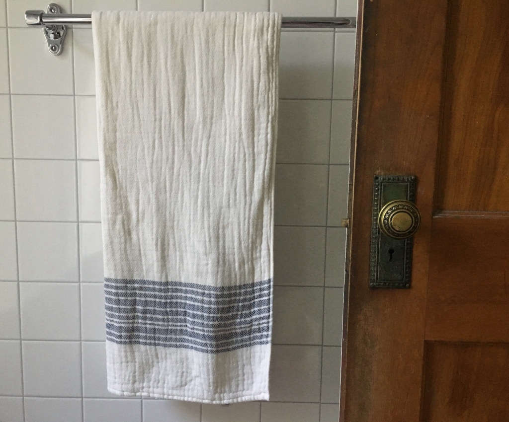 metal towel rods 10