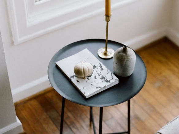 tap side table 8