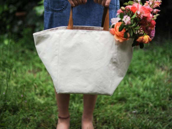 millie lottie branch and food picnic tote  