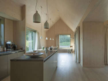 An AgrarianInspired Holiday House on an Agricultural Dutch Island portrait 10