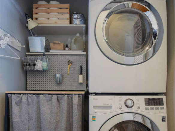 Remodelista Reconnaissance A Collapsible Drying Rack in a London Laundry Room portrait 18