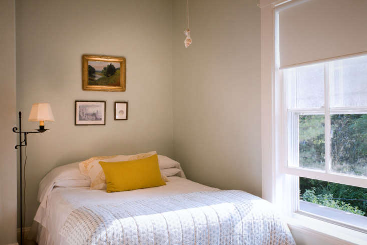 Before  After A LowCost Summer Guest Room Makeover Cape Cod Edition portrait 6_18