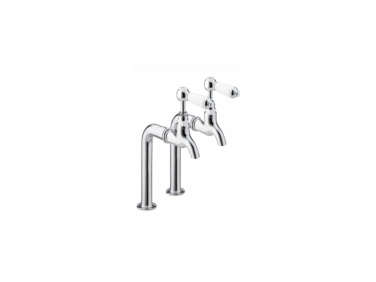 10 Easy Pieces Traditional English Kitchen Taps portrait 5