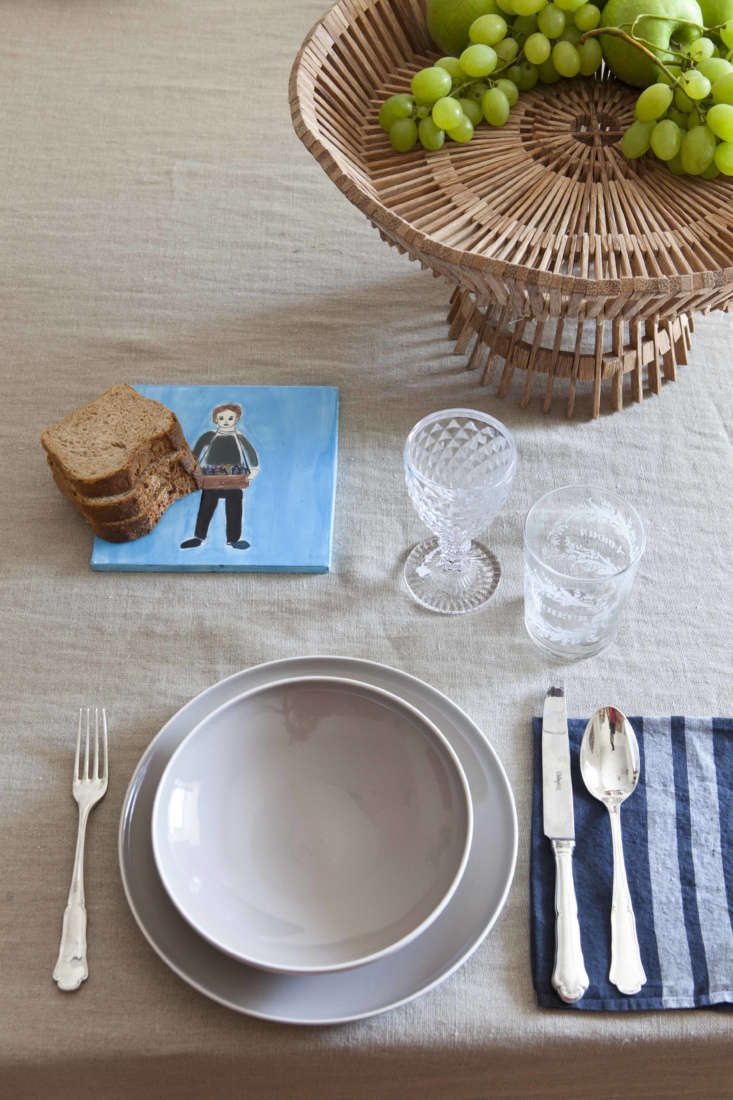 the summer table, set with a wooden fruit basket by piet hein eek and a ha 16