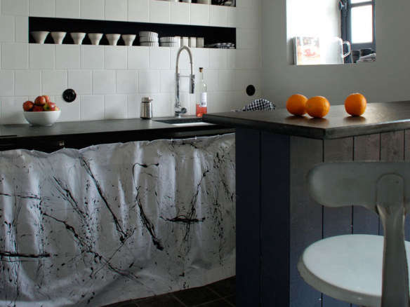 marianne evennou kitchen oranges cropped cover    
