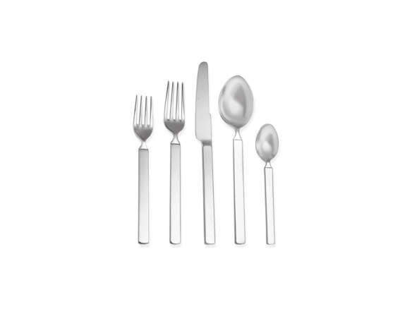dry line five piece place setting 8