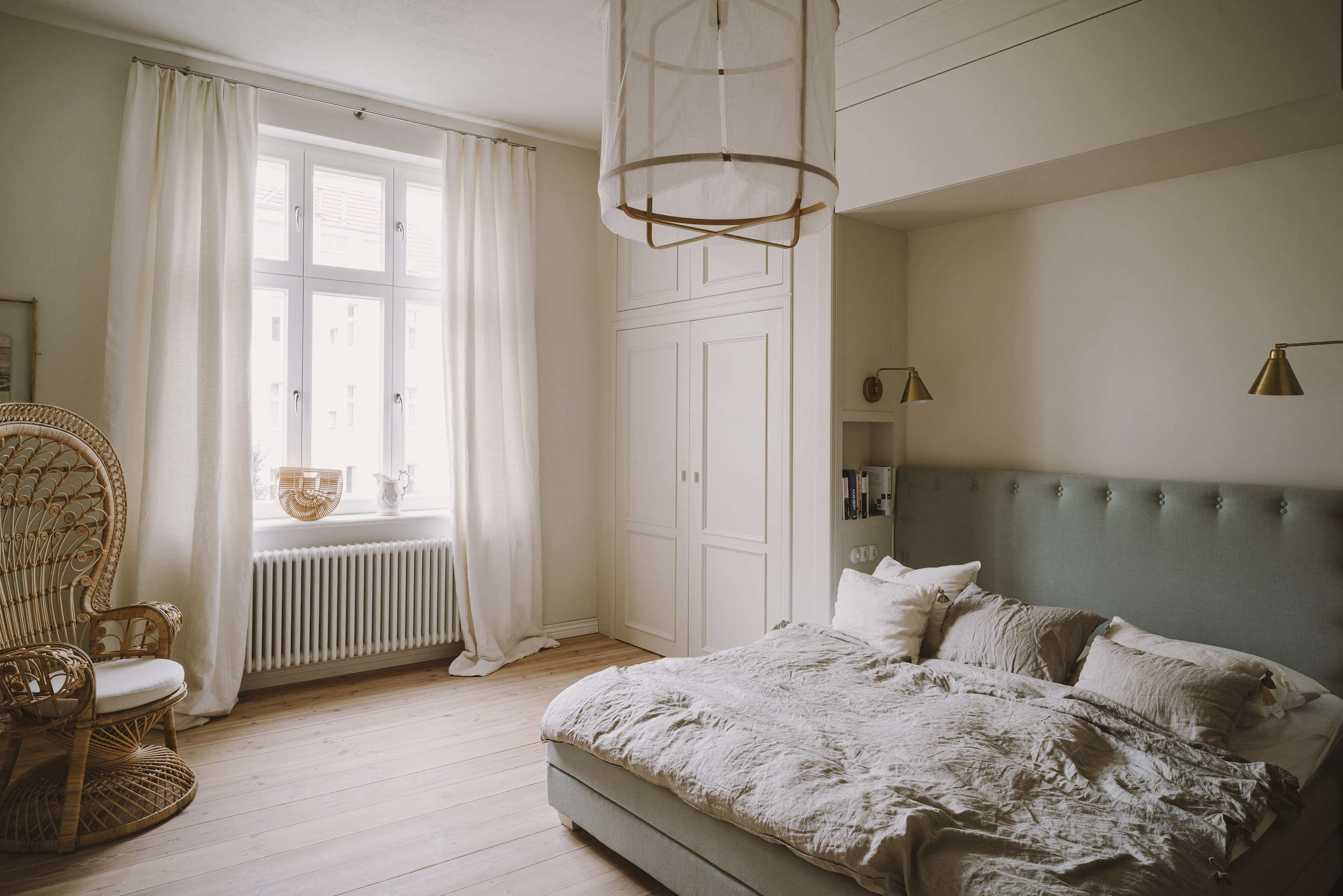 colombe studio's sopot apartment, bedroom, photograph by pion studio 0