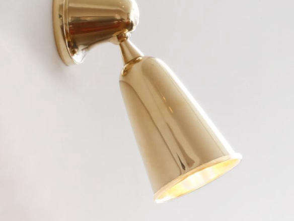 spot light in polished brass  