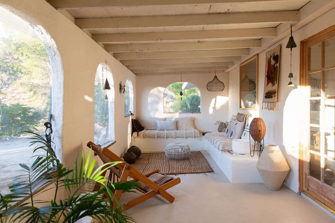 Indoor/Outdoor Sitting Room Porch in the Mohave Desert: Steal This Look