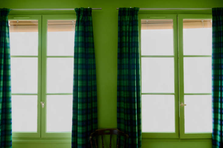 the pinch pleat tartan curtains were sourced readymade from the scotland shop:  15