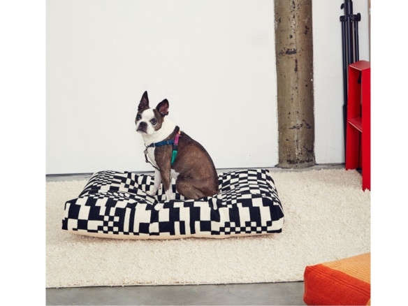 Remodelista Gift Guide 2022 For the Pampered Pet and the Discriminating Pet Parent portrait 32