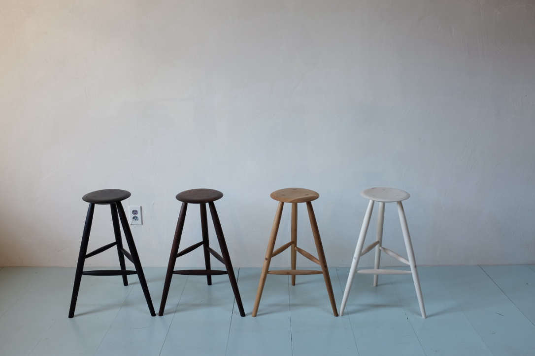 four sawkille drink stools