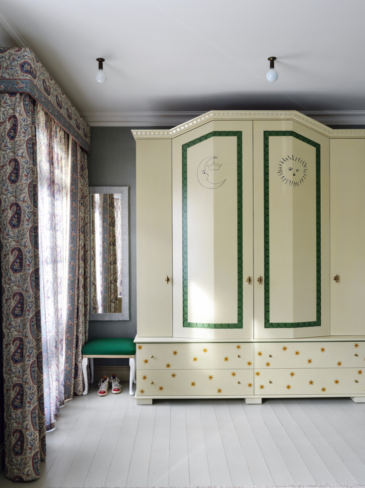 commitment phobic? paint the furniture in lieu of walls, as in this london proj 17