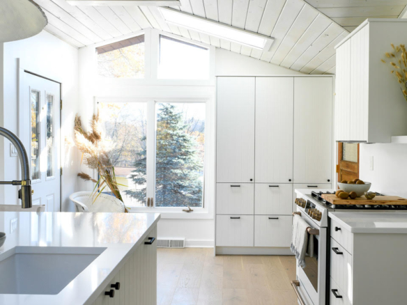Kitchen of the Week A Locavore Chef and Landscape Architects LowImpact Kitchen portrait 21