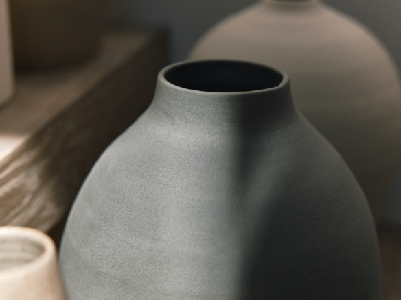 Taro Vase portrait 3 8