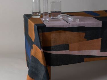 colour squatters tablecloth 1  