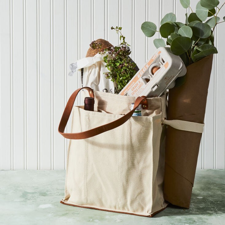 a hardy and versatile favorite: the multi pocket canvas market tote by capabung 9