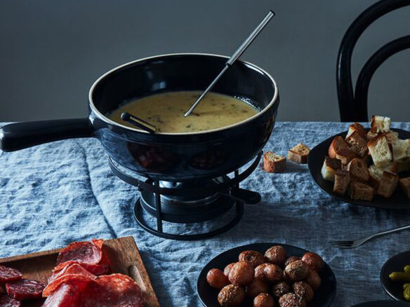 emile henry fondue set in situ  