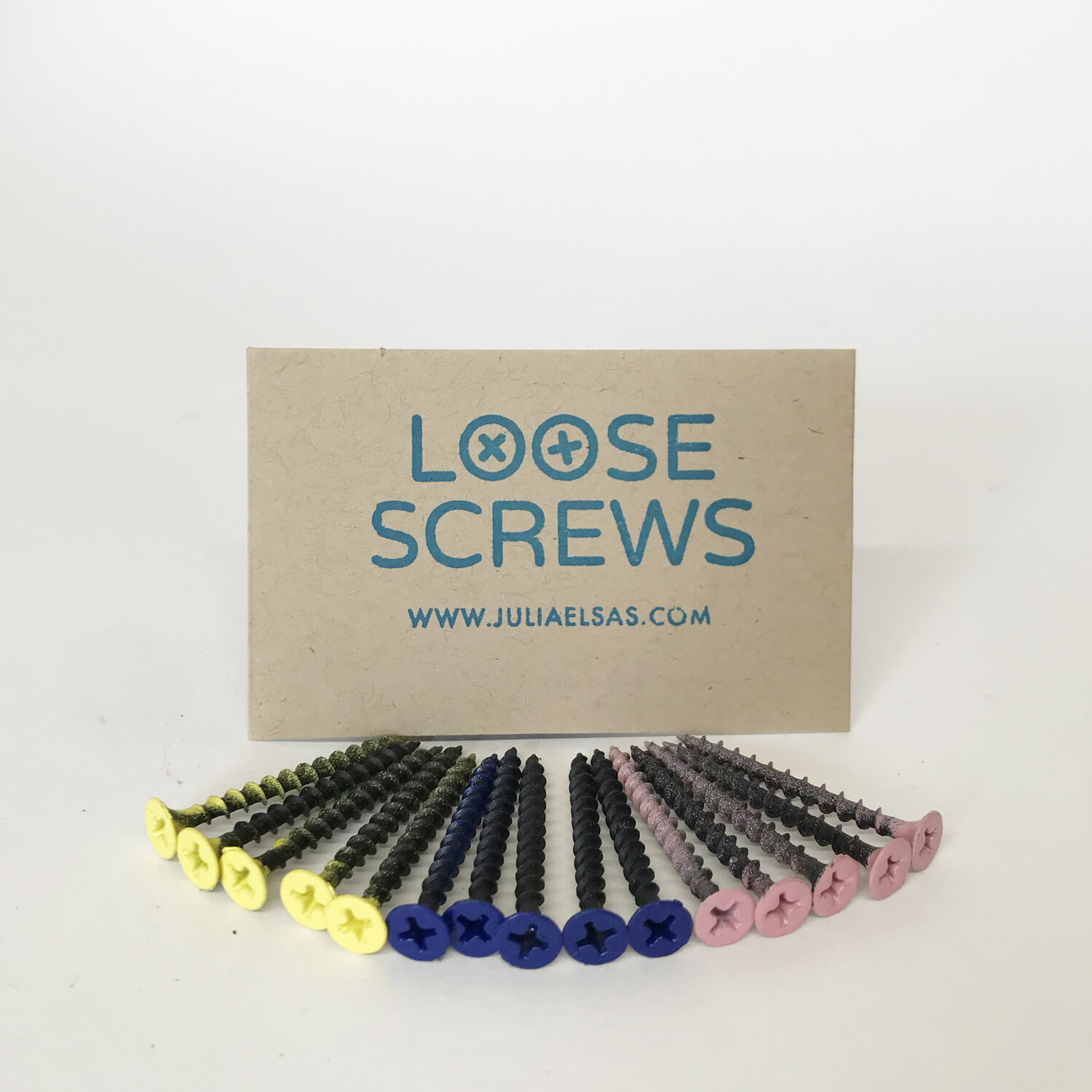 loose screw julia elsass