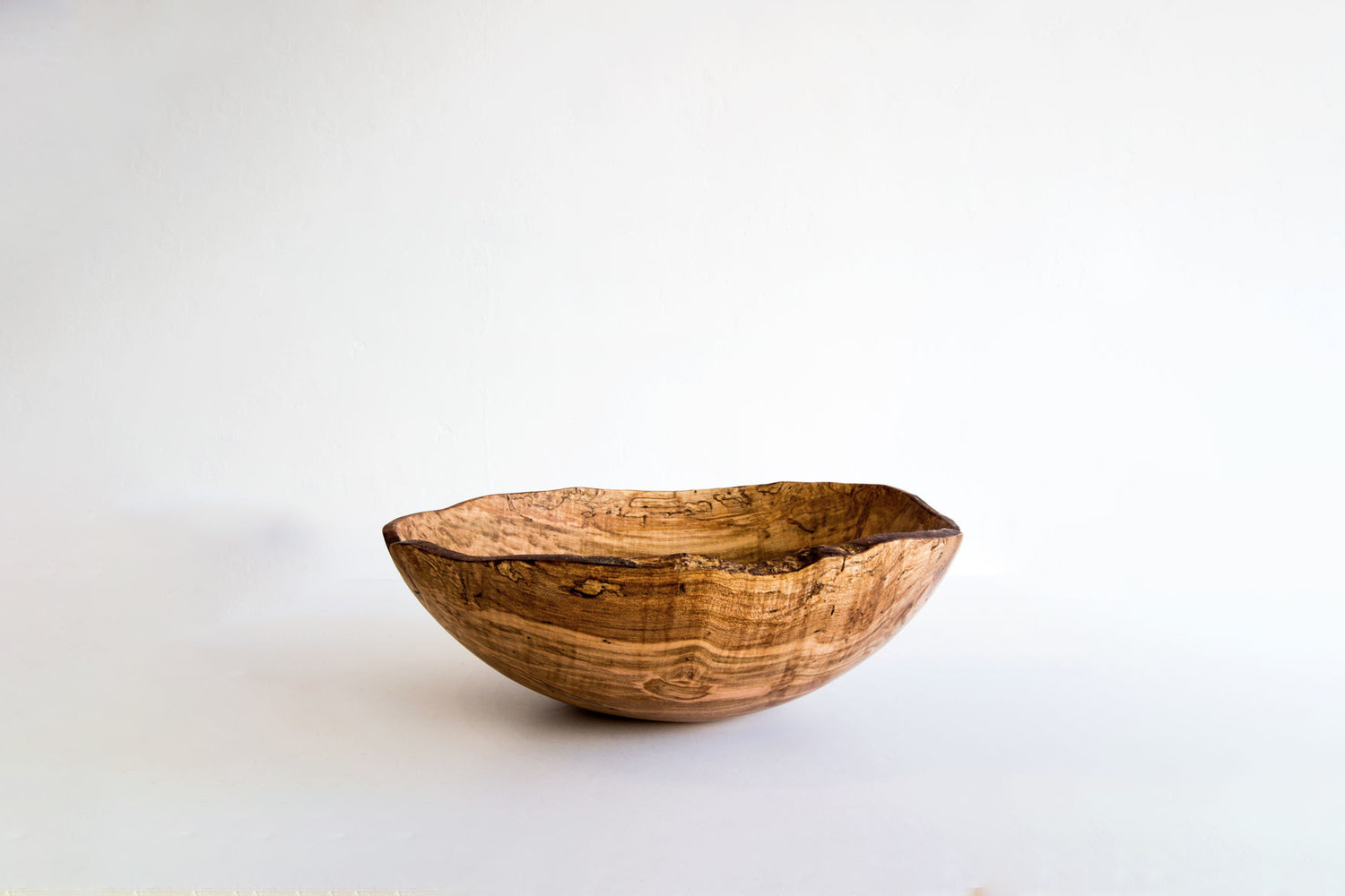 the peterman splated maple oval bowl in the 10 inch size is  at lost & 22