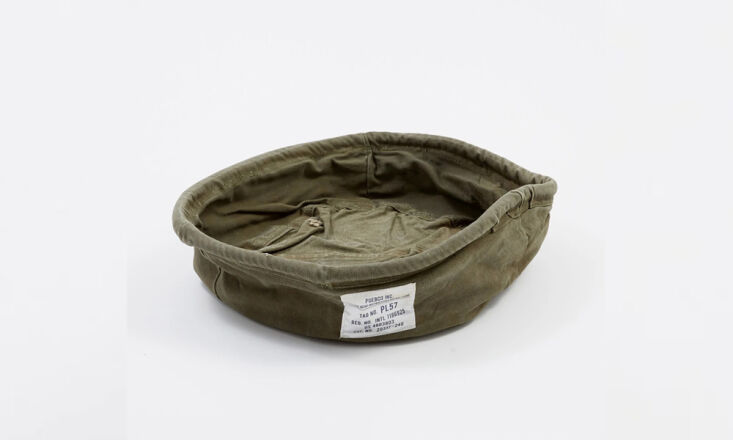 i&#8217;m intrigued by the recycled tent fabric pet bed, made from, yes,  11