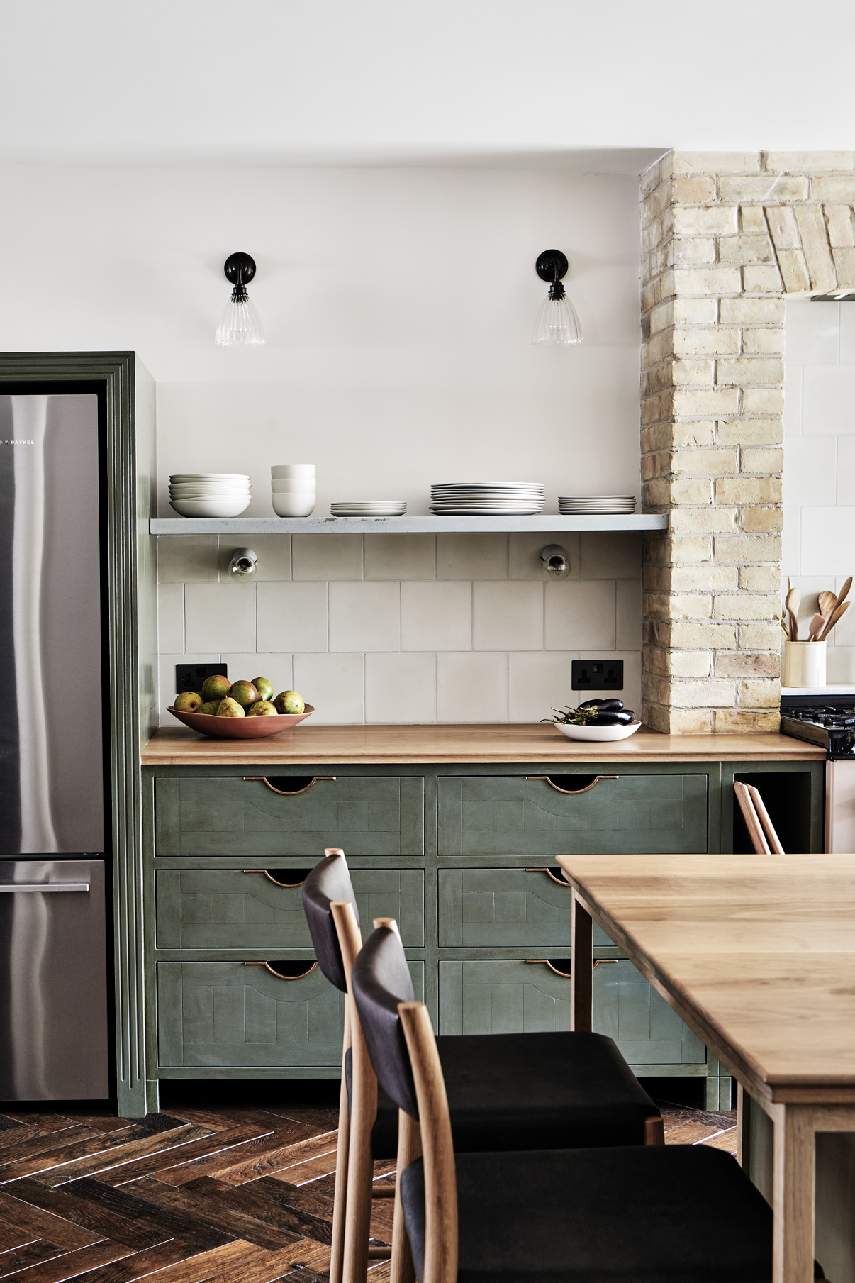 mark lewis design primrose hill house, london kitchen. 4