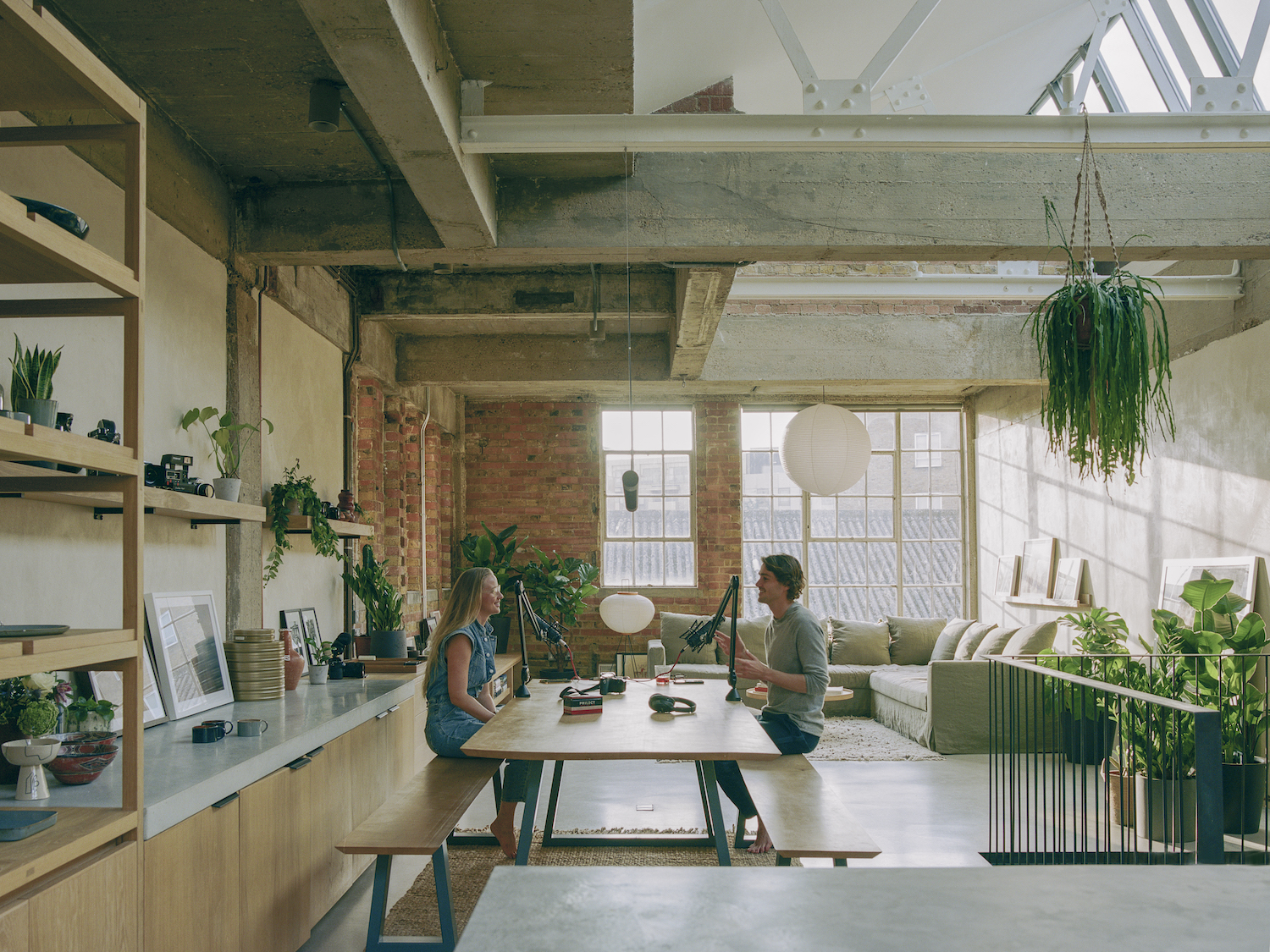 Calm and Productive: 100 Square Meters of Live/Work Space