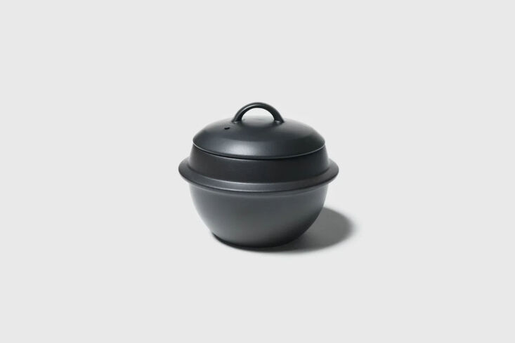 the maruri hagama donabe rice cooker is a hagama style, designed specifically f 10