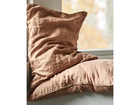 linen pillow case – desert rose with piping 8