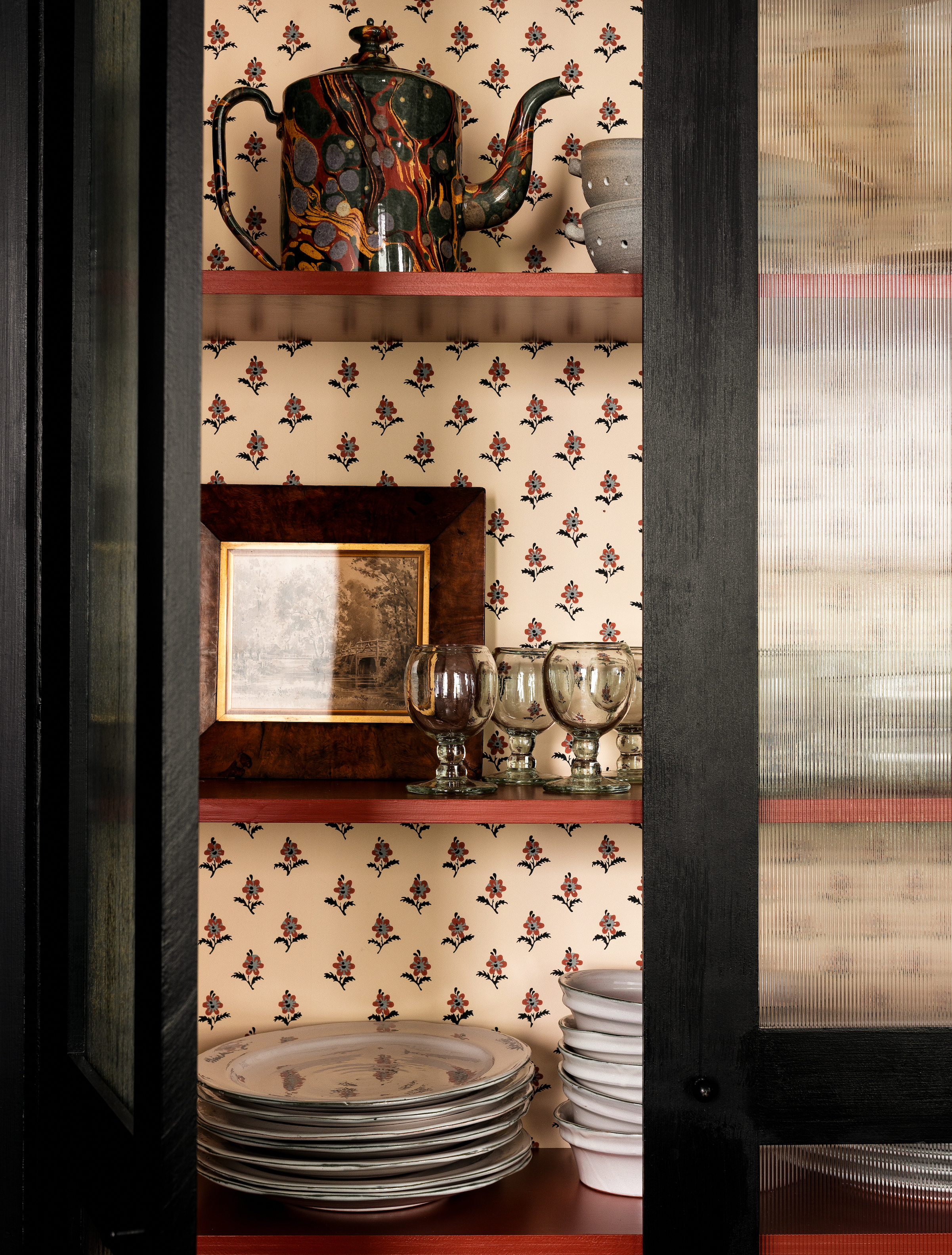 the kitchen&#8\2\17;s modern hutch was &#8\2\20;made into a jewel box&a 15