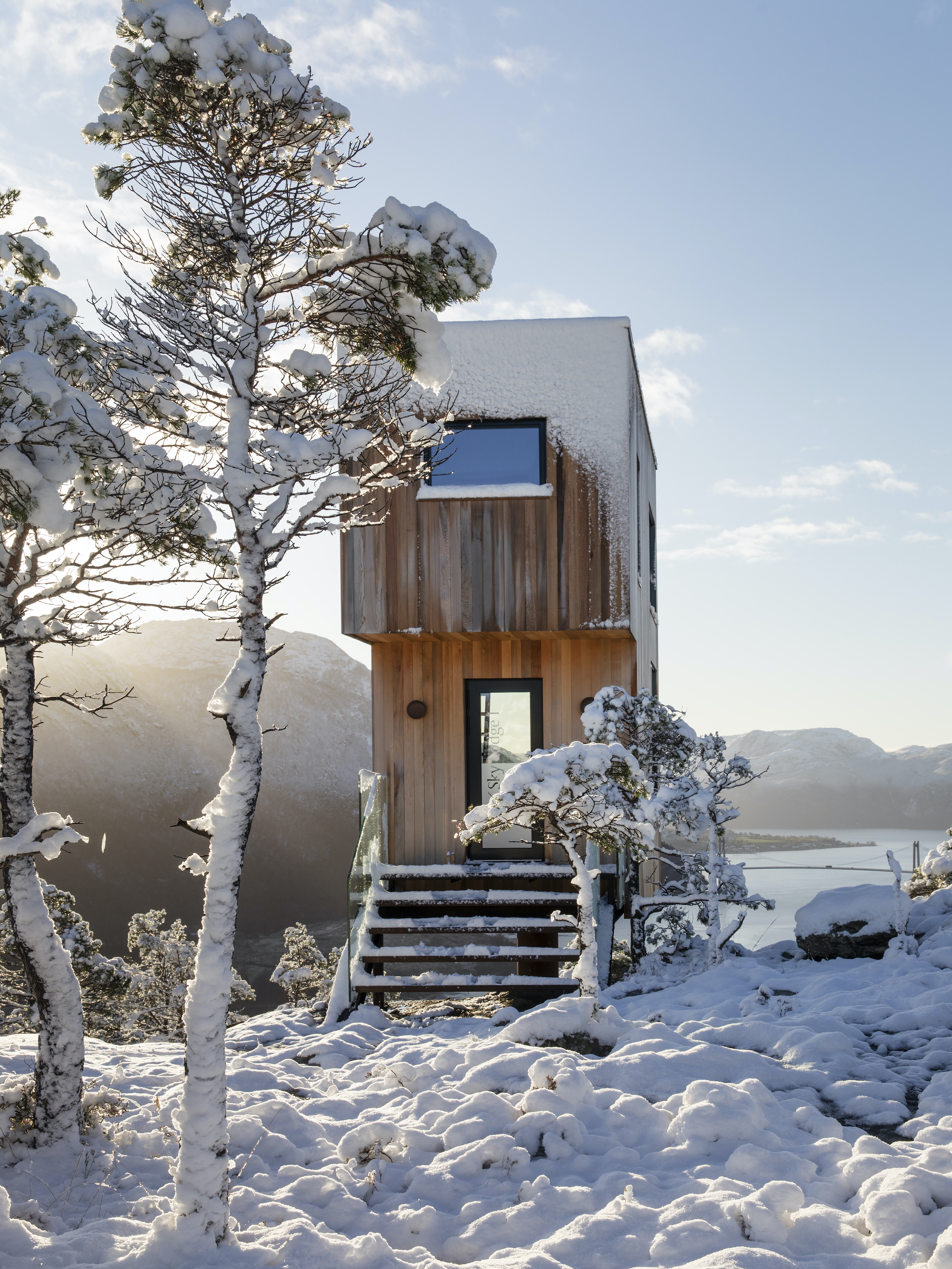 architect john birger grytdal of norgeshus designed the star lodge hideouts as  9