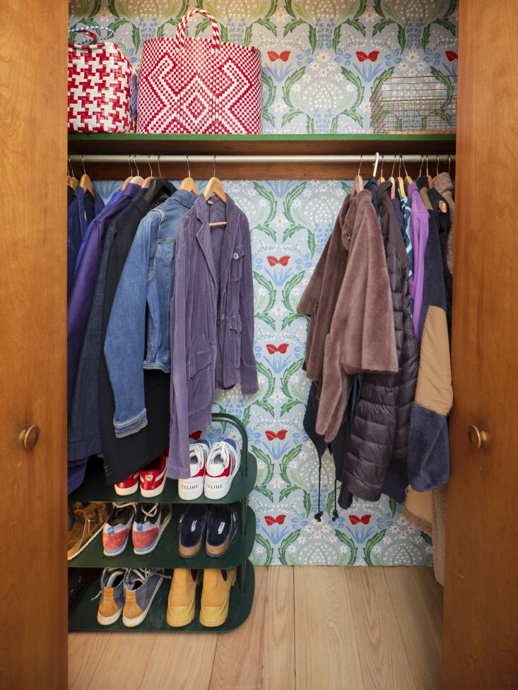 above: our hall closet with tempaper peel and stick wallpaper. isn’t thi 10