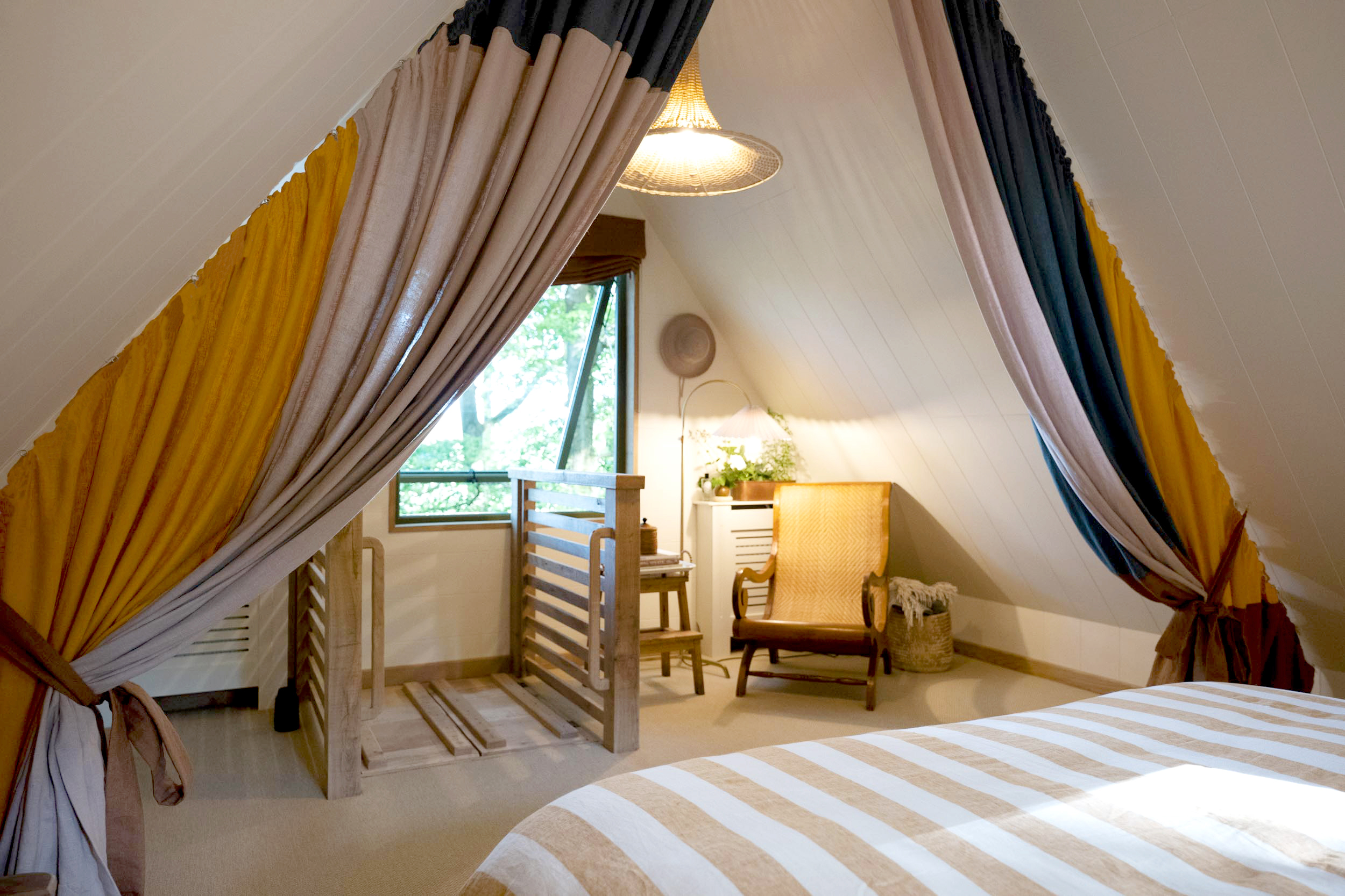 voluptuous custom curtains of house linen from the hackney draper create a tent 30