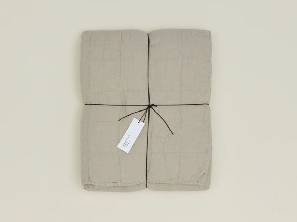 simple linen quilt 8