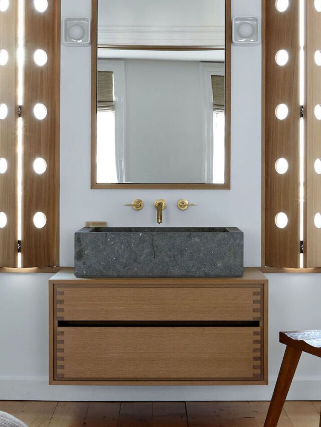 Steal This Look: A Luxe Ensuite Bath in an NYC Townhouse Web Story