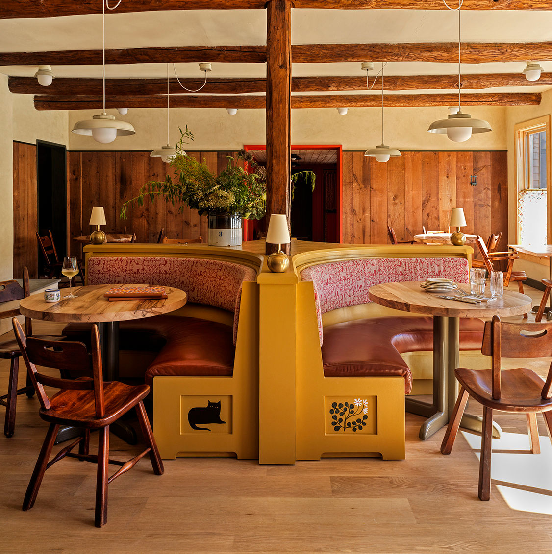 “Born Into Yesterday”: 11 Quirky Ideas to Steal from Little Cat Lodge in Upstate NY
