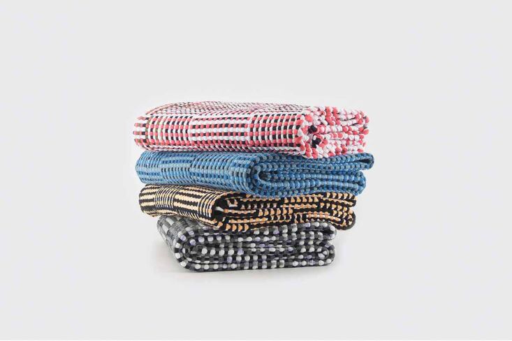 absorbent cotton mats—woven from repurposed t shirt scraps—come i 26