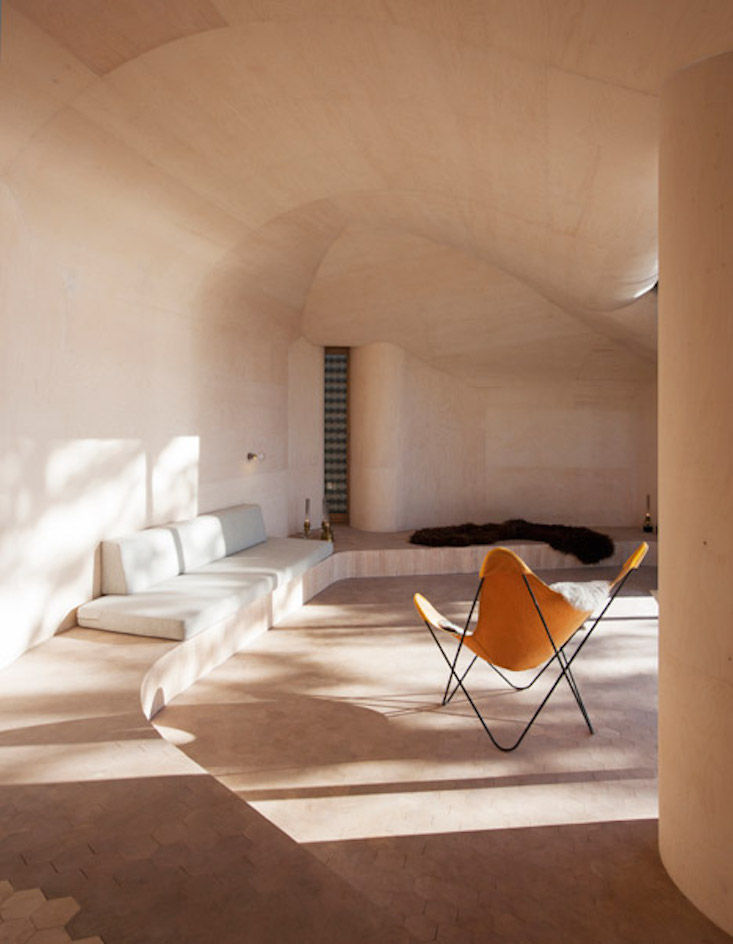 Cave House Trend: The Appeal of Curves in the Home Web Story