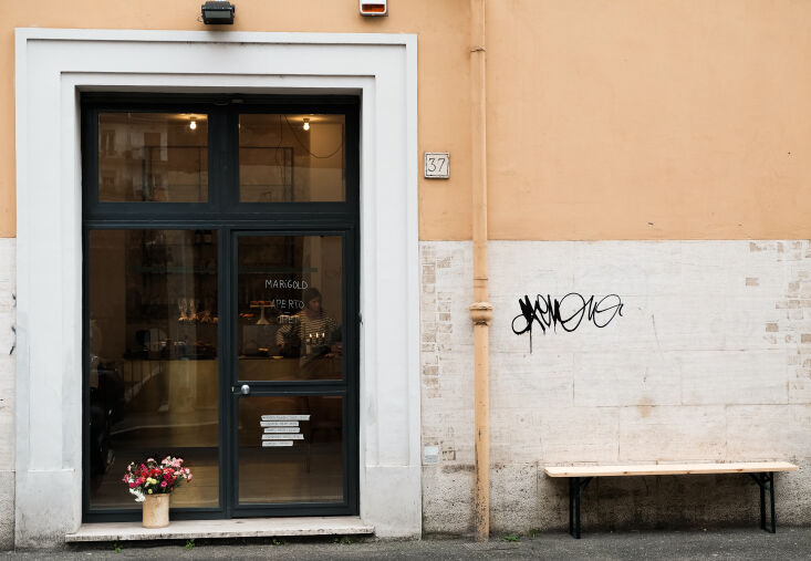 the shop has an unassuming exterior on via giovanni da empoli. in good weather, 14