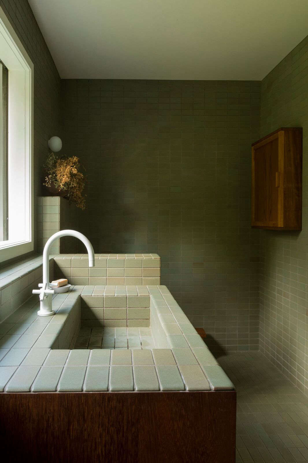 13 Favorite Green Bathrooms from the Remodelista Archives - Remodelista