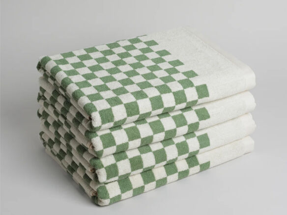 roman pool towel 9