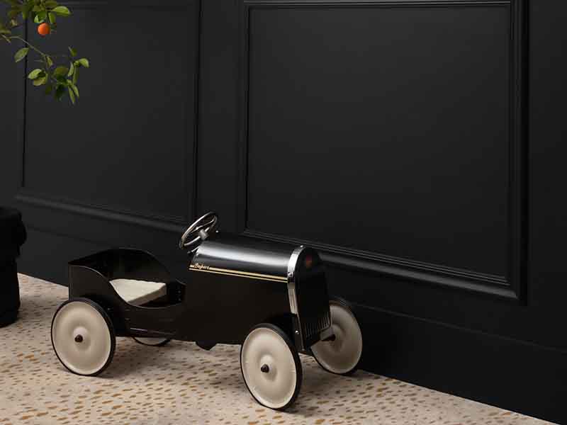 Mopboard Black CW680