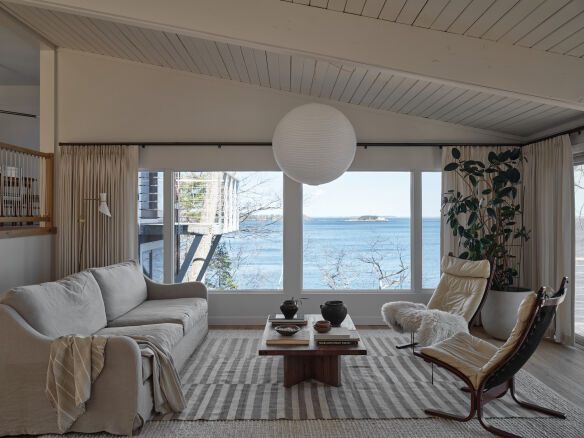before & after: in maine, a seaside midcentury split level gets a moody ma 9
