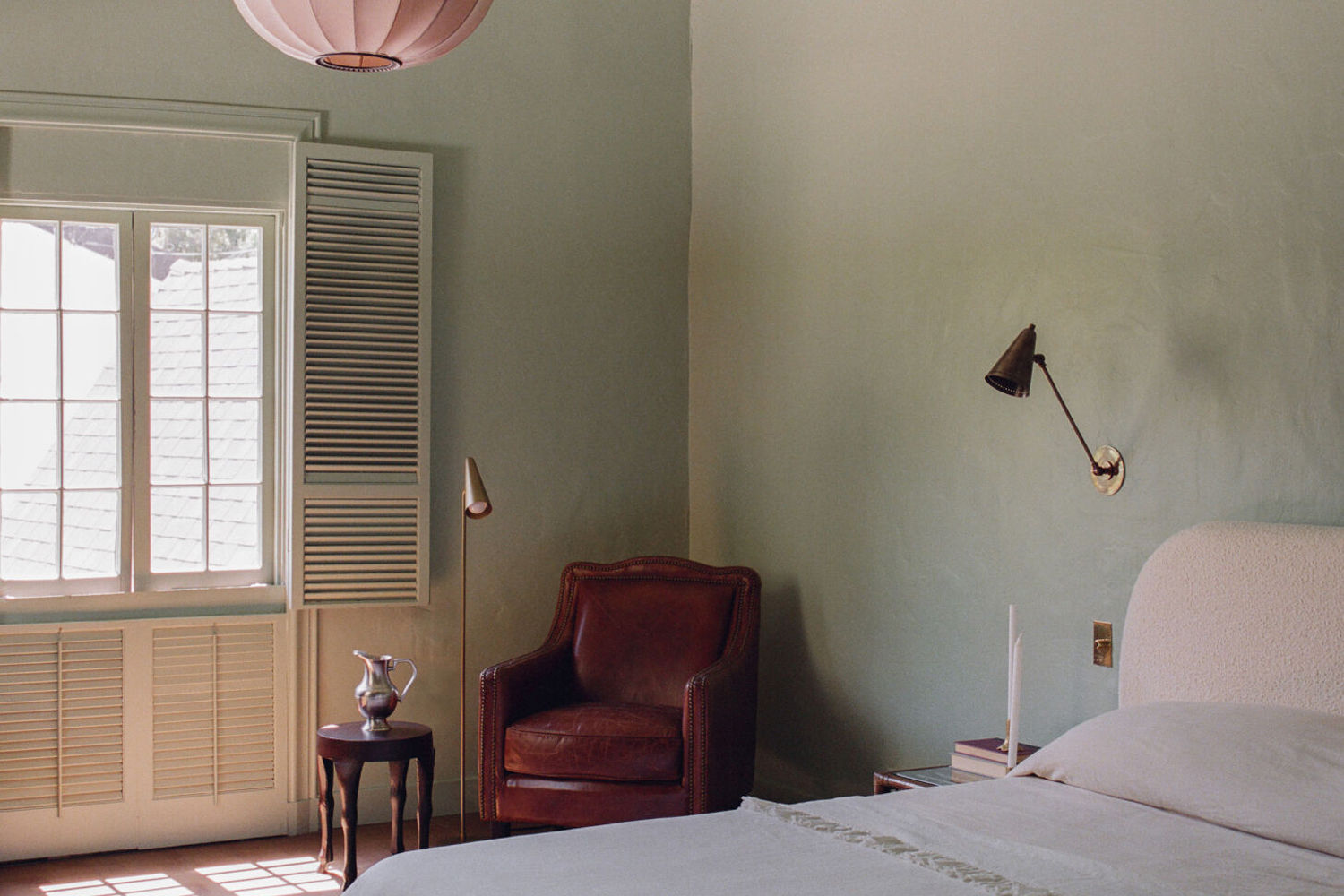 Luxe Leisure in a 1920s Hollywood Bedroom: Steal This Look