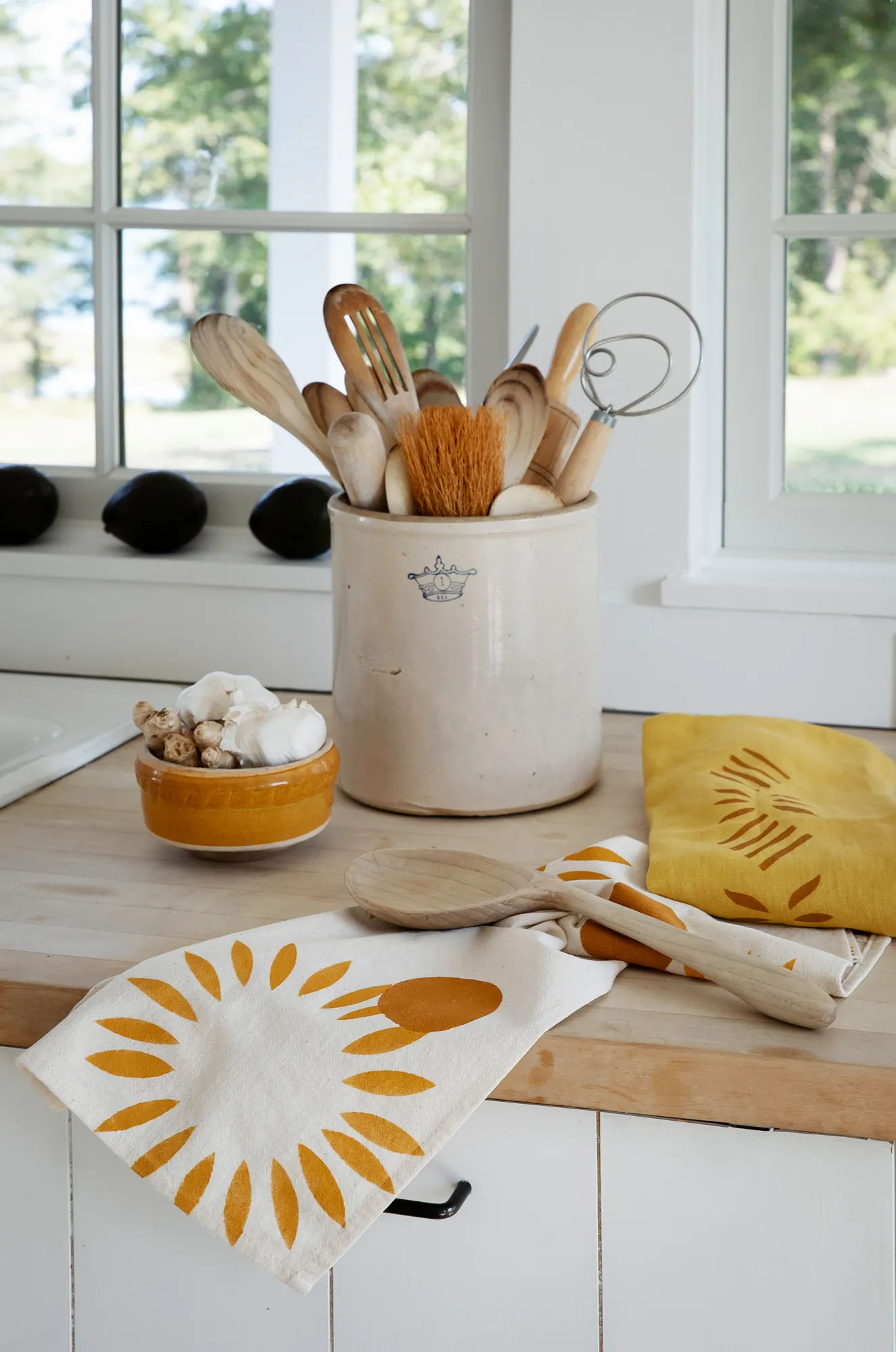 DIY: Block-Printed Tea Towels, Inspired by Moses Eaton - Remodelista