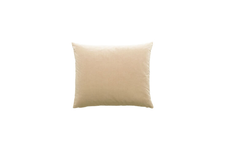 the christina lundsteen basic large cream velvet throw pillow is €\10\1. 25