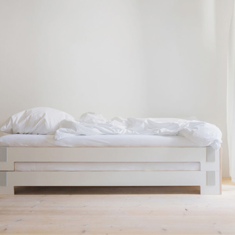 nils holger moormann tagedieb stacking bed  