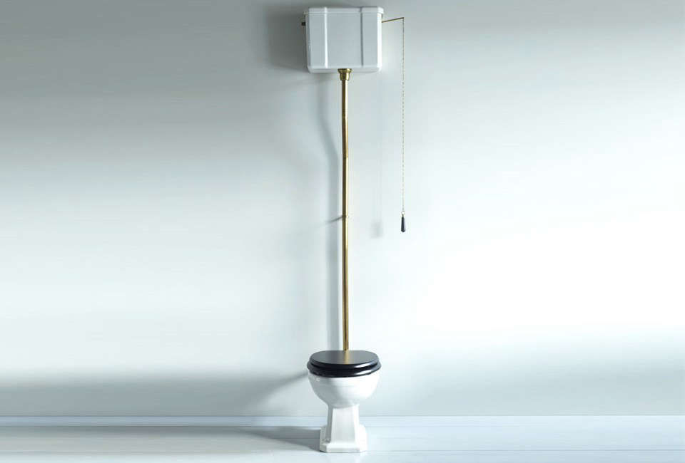 10 Easy Pieces: Traditional Toilets with High Level Tanks - Remodelista