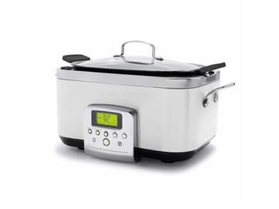 Deen Brothers 5 qt Slow Cooker w/ Locking Lid & Carrying Handle 