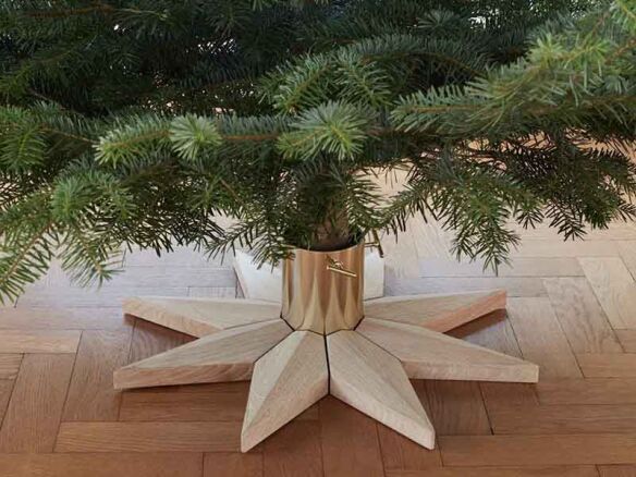 Folding Christmas Tree Stand portrait 4